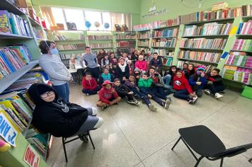 ALUNOS DA REDE MUNICIPAL PARTICIPAM DE MAIS UMA RODADA DO PROJETO DIREITO AMBIENTAL NA ESCOLA