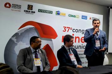 PREFEITO DE CAXAMBU PARTICIPA DO CONGRESSO DE MUNICÍPIOS EM BH