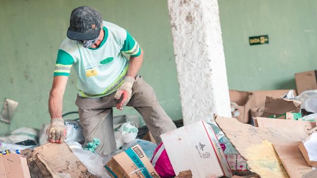 PROJETO DE APOIO À ASCAMARC VAI AMPLIAR COLETA SELETIVA EM CAXAMBU