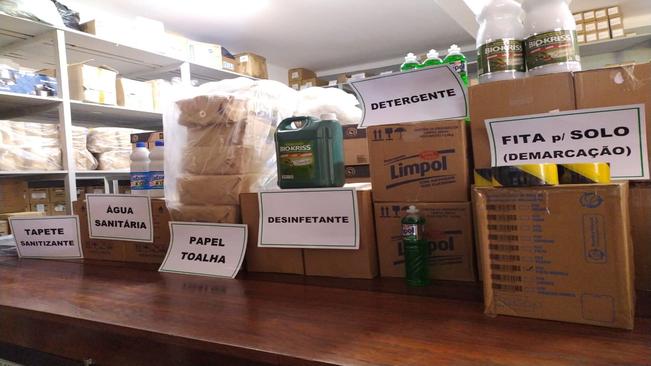MATERIAIS DE APOIO E LIMPEZA PARA AS ESCOLAS MUNICIPAIS E ESTADUAIS