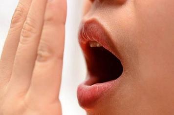 SAÚDE BUCAL: HALITOSE