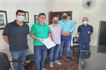 EXECUTIVO MUNICIPAL RECEBE VISITA DA NOVA MESA DIRETORA DA CÂMARA