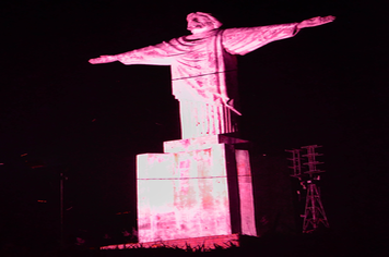Morro de Caxambu celebra Outubro Rosa.