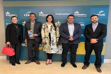 PROJETO VAI TURISMO – RUMO AO FUTURO:  CAMINHOS PARA O DESENVOLVIMENTO SOCIOECONÔMICO DO BRASIL