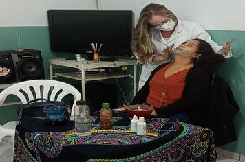 VIVÊNCIA DAS PRÁTICAS INTEGRATIVAS E COMPLEMENTARES EM SAÚDE