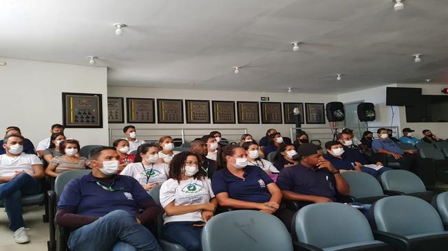 CAPACITAÇÃO PARA SERVIDORES DA SAÚDE: REUNIÃO DEBATE NOVOS PROTOCOLOS