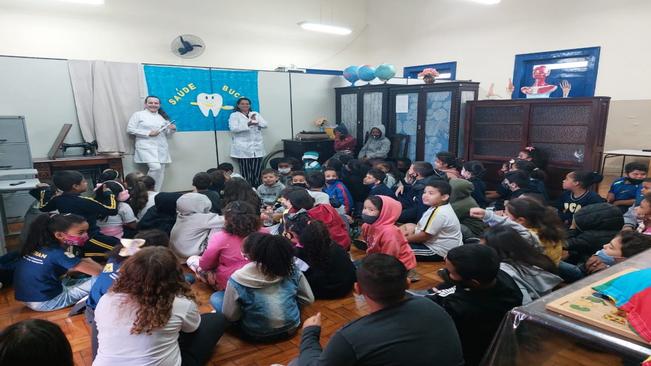 SAÚDE BUCAL NAS ESCOLAS MUNICIPAIS