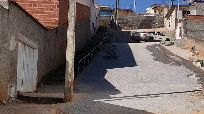 CALÇAMENTO FINALIZADO NO BAIRRO SANTA CRUZ