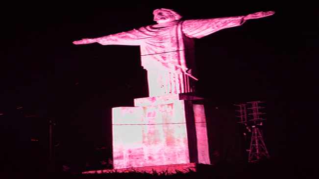 Morro de Caxambu celebra Outubro Rosa.