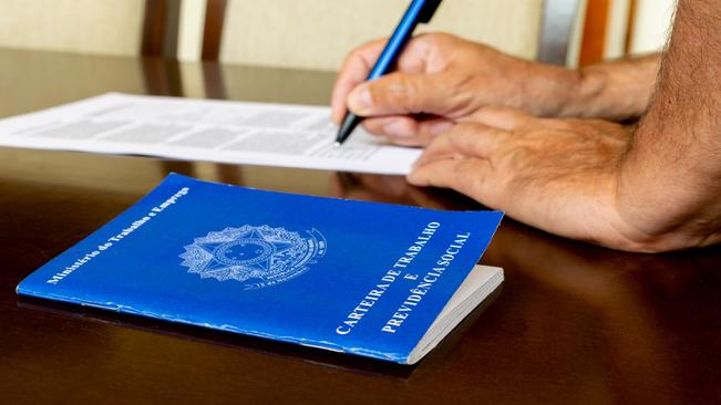 DADOS DO CAGED COMPROVAM O SUCESSO DA ESTRATÉGIA DA RETOMADA ECONÔMICA DE CAXAMBU