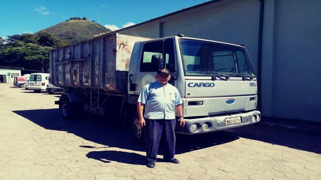 ASCAMARC recebe caminhão da Prefeitura Municipal de Caxambu