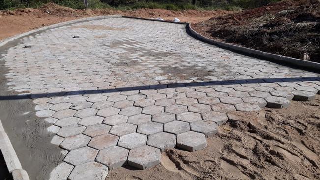 CALÇAMENTO NO ALTO SANTA RITA