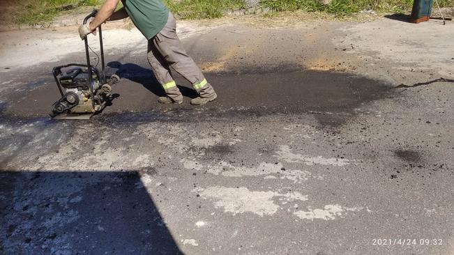 OPERAÇÃO TAPA-BURACO NO BAIRRO JARDIM DAS NAÇÕES